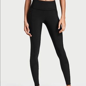 Victoria’s Secret Sport Knockout Tight leggings